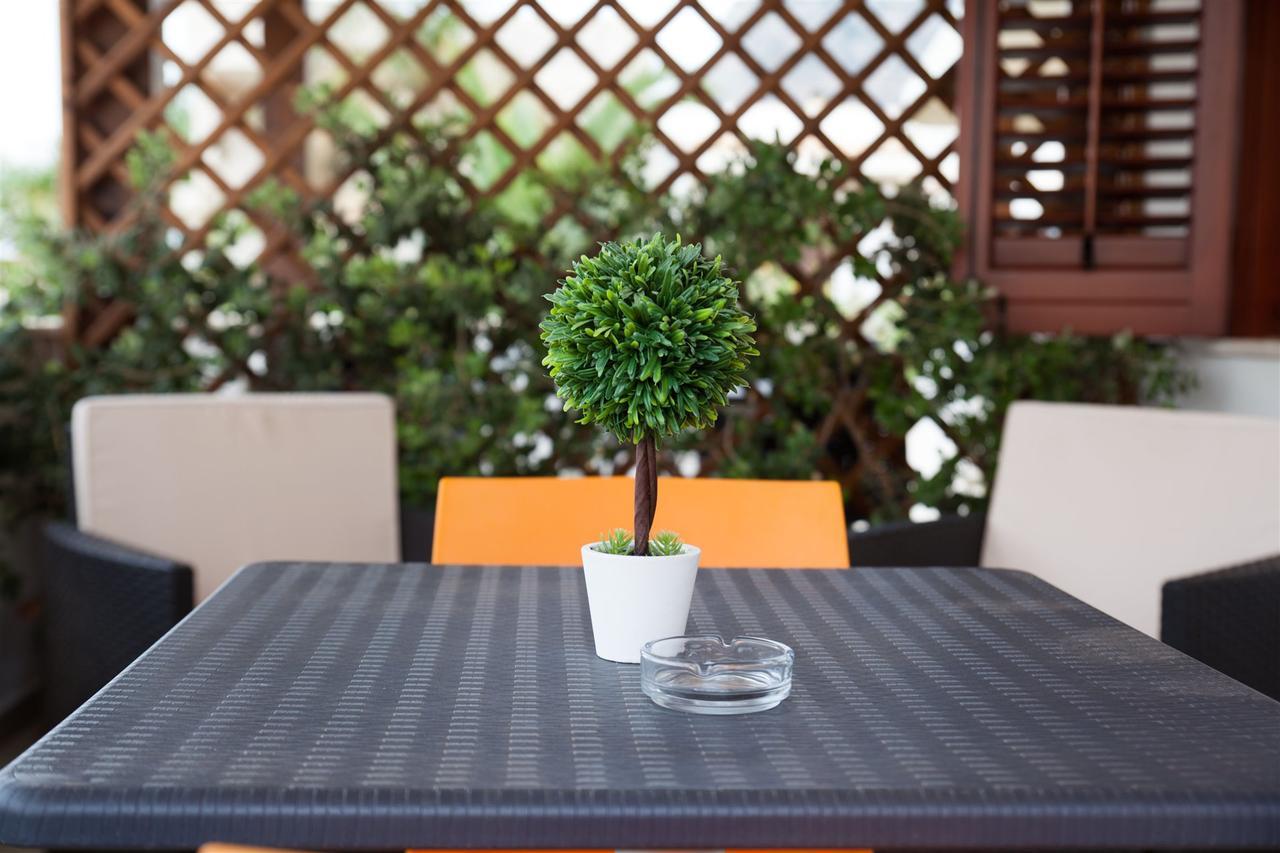 Kristal Bed & Breakfast ซานวิโต โลคาโป ภายนอก รูปภาพ